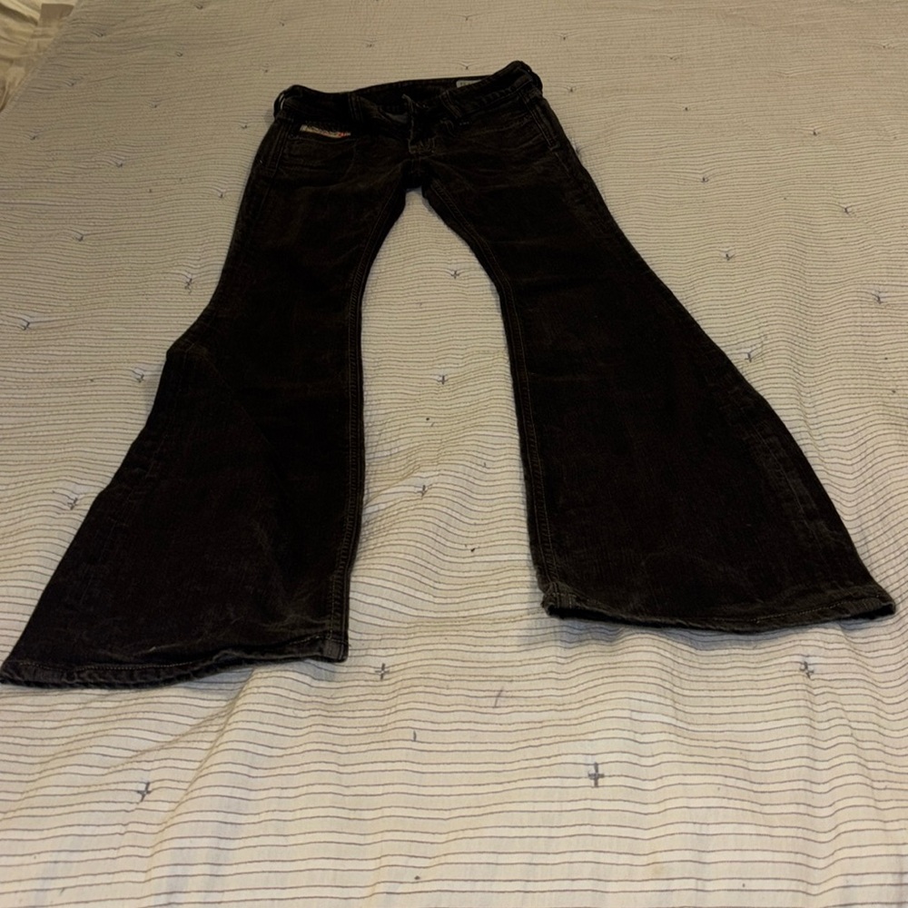 Diesel louve made in Italy jeans size 26 fit more like a 00